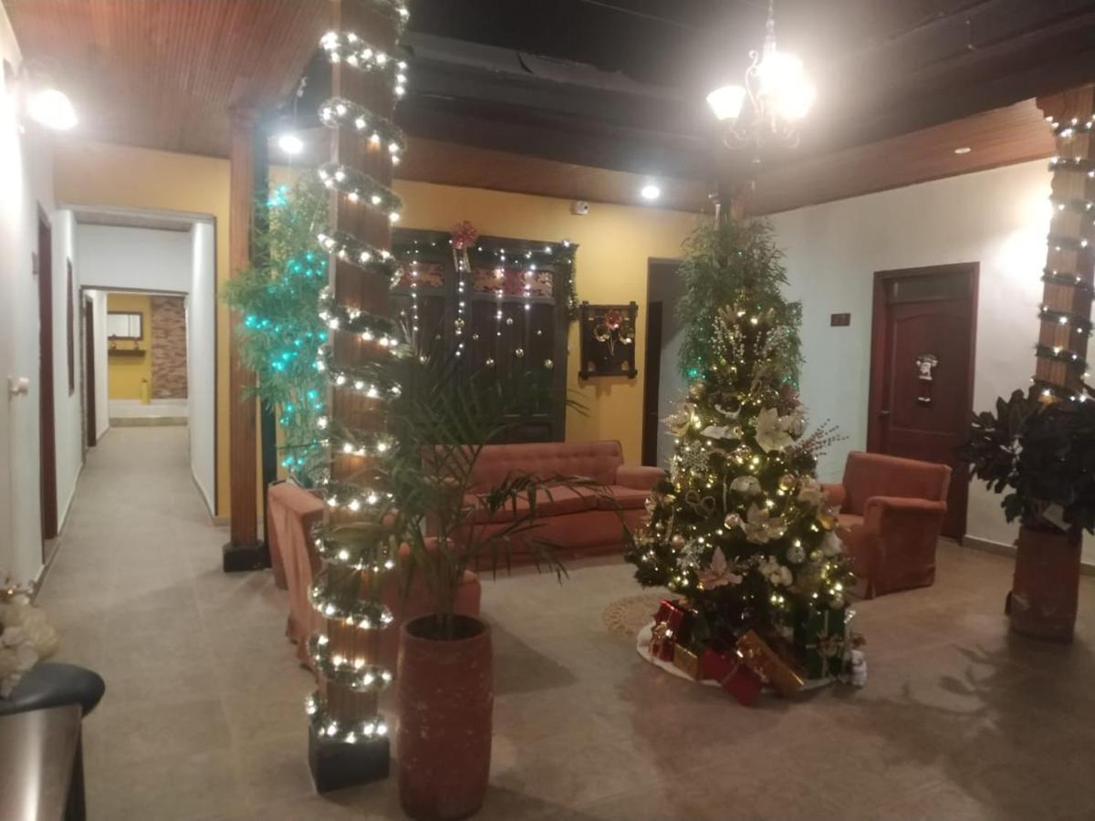 Hotel Plaza Mayor Ντουιτάμα Εξωτερικό φωτογραφία